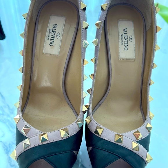 Authentic Valentino Heels 👠 - Picture 9 of 12